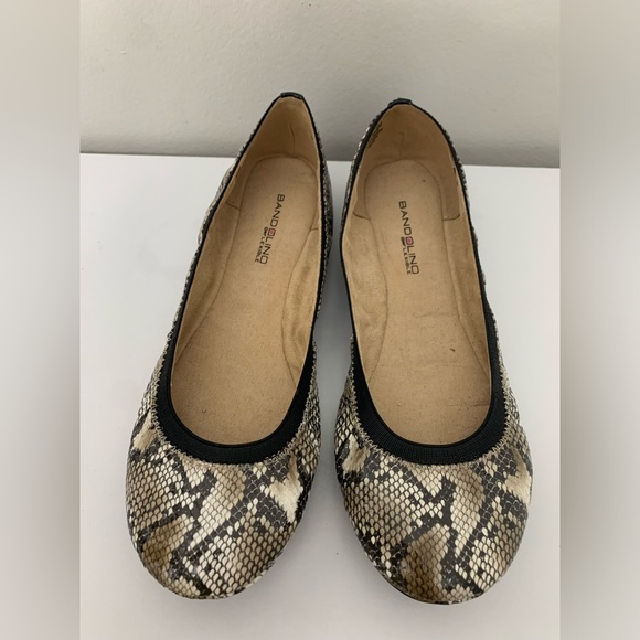 Bandolino Snakeskin Python Stretch Ballet Flats Size 8 Classic Office - Picture 5 of 10
